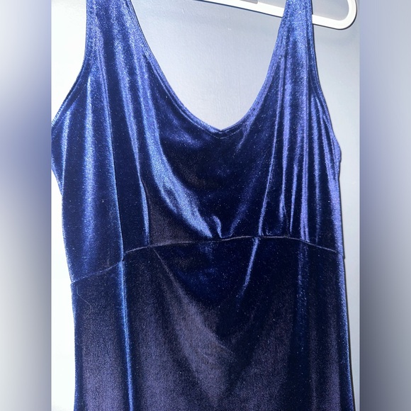 Vintage Victoria’s Secret Velvet Dress - Picture 2 of 9